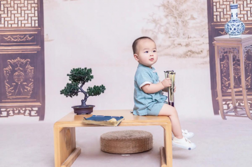 海口孕妇肚子上的黑线